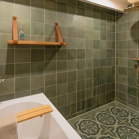 بيت ضيافة De Sleeuwijkerwaard 3*